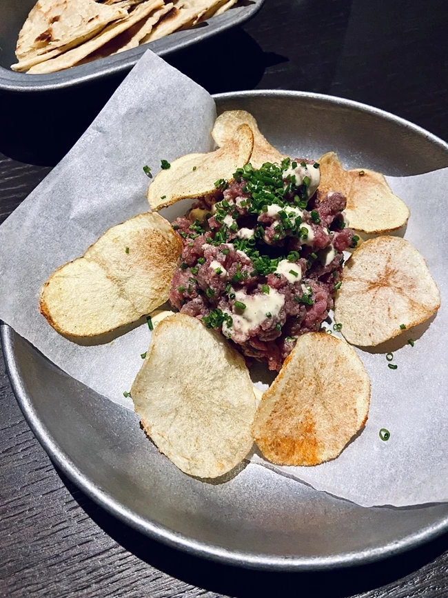 Το μοσχαρίσιο ταρτάρ στο εστιατόριο OX Chop house