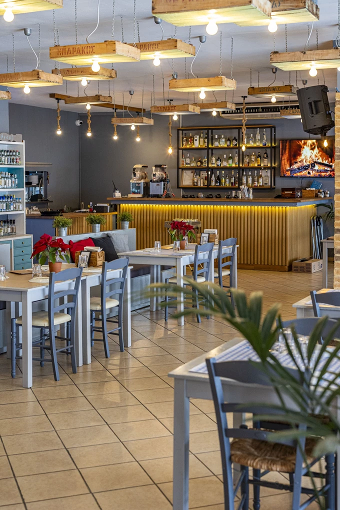 Λαβράκι/ Σαρωνίδα/ Εστιατόρια, ταβέρνες και ουζερί για ψάρι