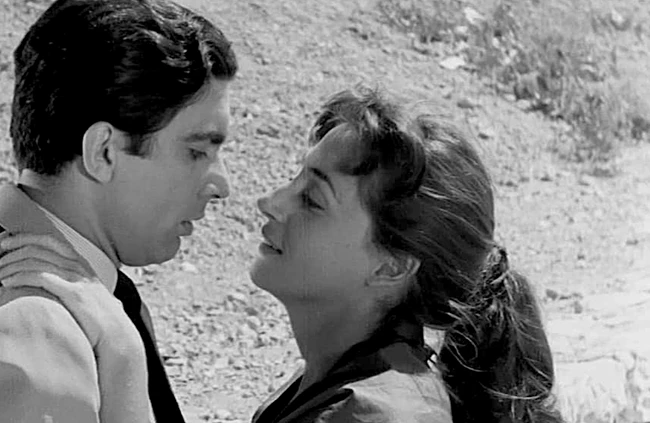 Kυριακάτικο Ξύπνημα