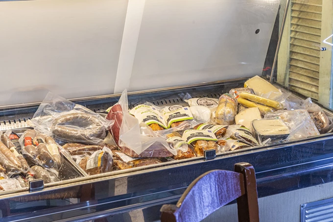 Το εστιατόριο Το Κοτέτσι στην Πεύκη 2