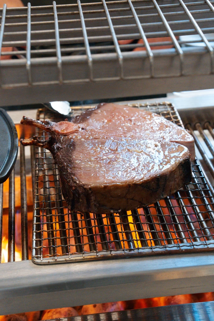 Το εστιατόριο Ydoron στην Ερμού 11