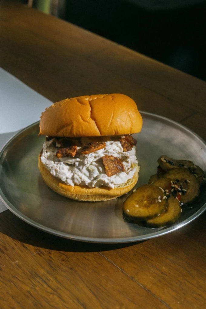 Το νέο εστιατόριο F*ckin’ Fine στο κέντρο 11