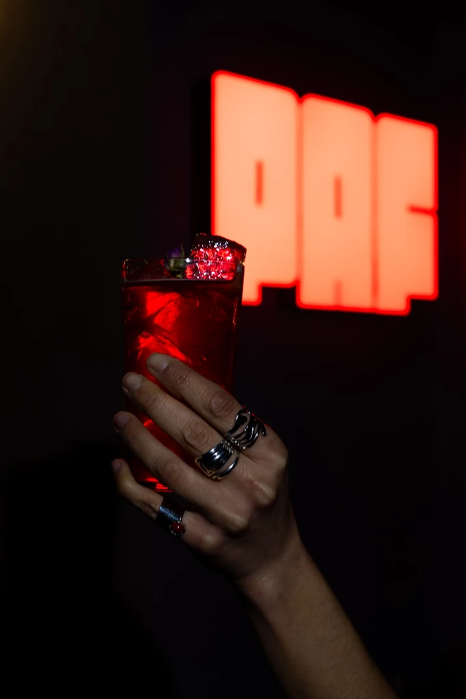 Το πίτσα-μπαρ PAF στην Πλατεία Βαρνάβα 7