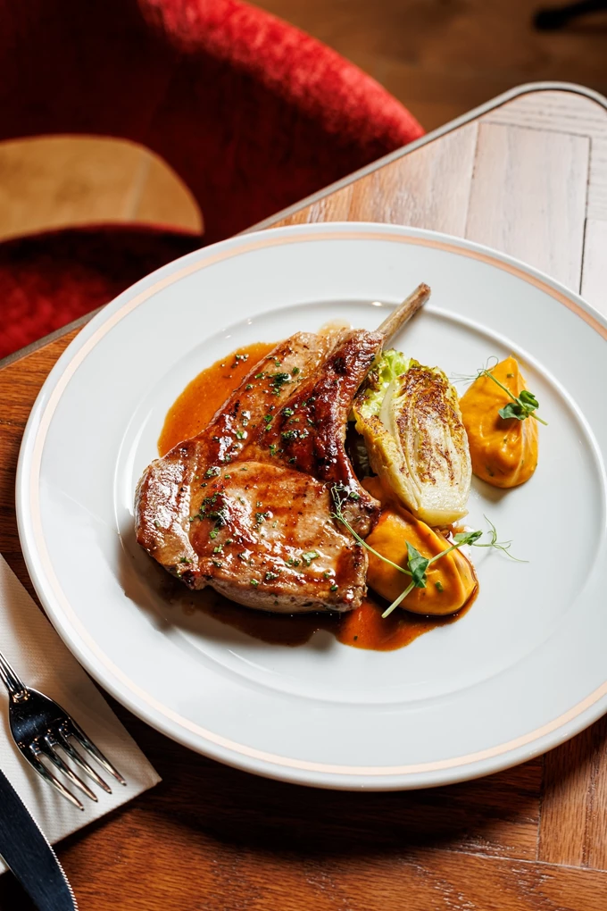 Nice n Easy Piraeus Tower