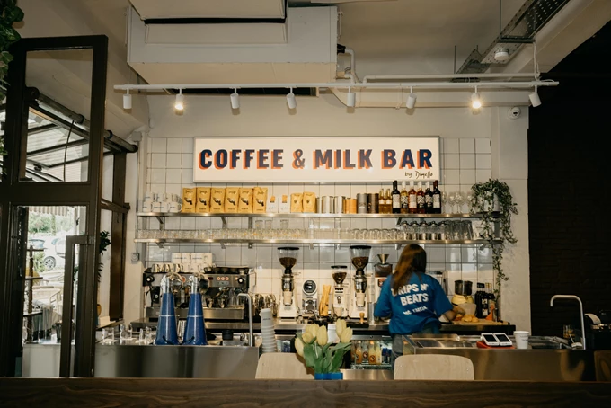 Το νέο μπαρ Yesterday's στην Ηλιούπολη 4