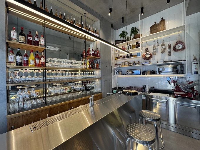 Το νέο wine bar Pet Nat στο Περιστέρι 1