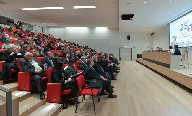 Παρουσίαση βιβλίου Ορέστη Ομράν 