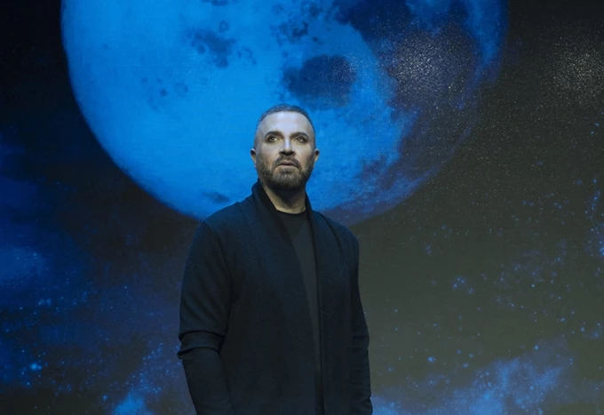 ΟΜΟΡΦΗ ΠΟΛΗ 100