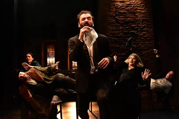 Όνειρο ή εφιάλτης; Ξυπνήστε! Έξι μικρές ιστορίες του Άντον Τσέχοφ