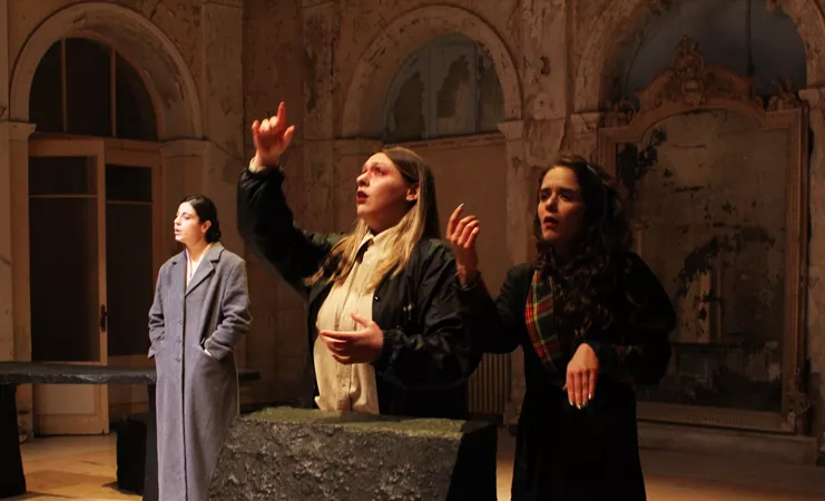 Το καθημερινό τραγούδι του απείρου