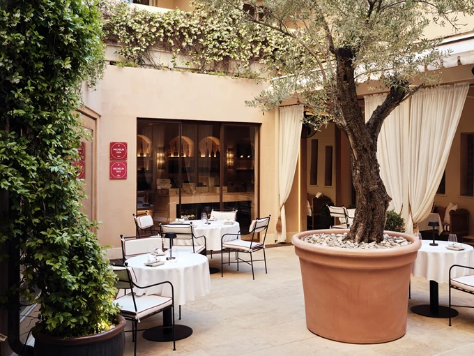 Το εστιατόριο Patio στο ξενοδοχείο The Margi