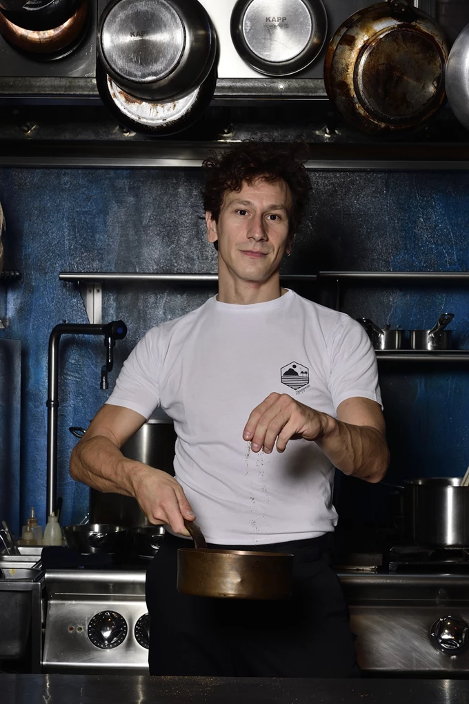 Μιχάλης Σαράντης