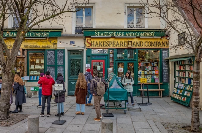 αναγνωστικός τουρισμός
