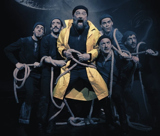 Μόμπι Ντικ Happy Productions
