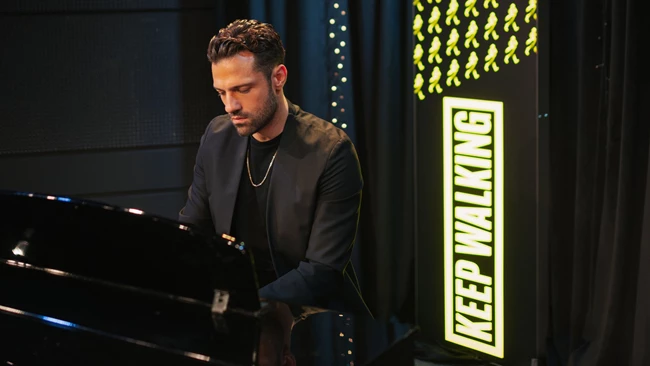 Μια βραδιά έκπληξη από το Johnnie Walker και τον Κωνσταντίνο Αργυρό!