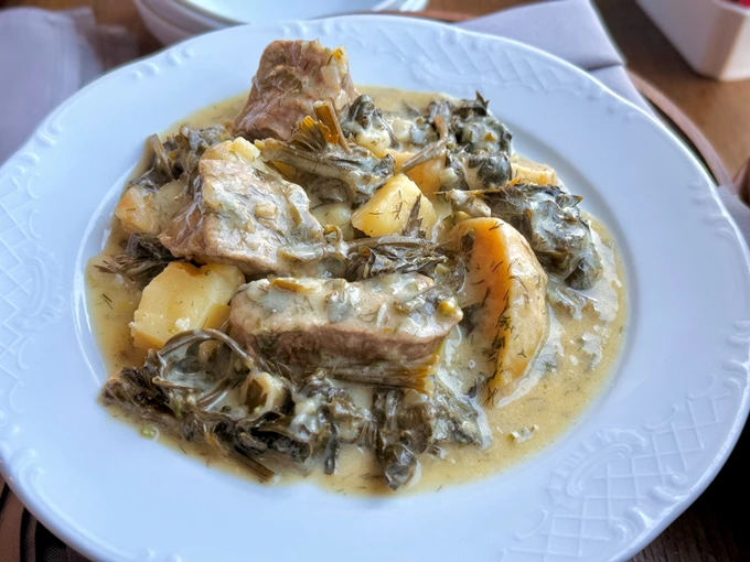 χοιρινό πρασοσέλινο