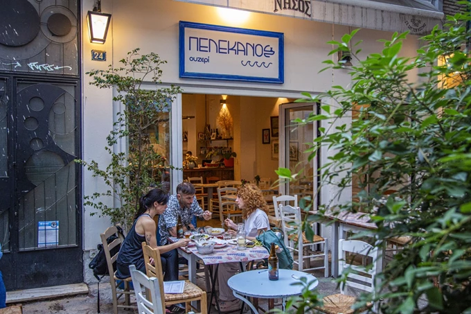 Ουζερί Πελεκάνος στον Κεραμεικό