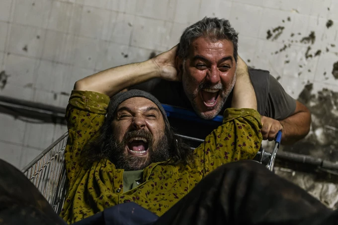 ΑΝΘΡΩΠΟΙ και ΠΟΝΤΙΚΙΑ