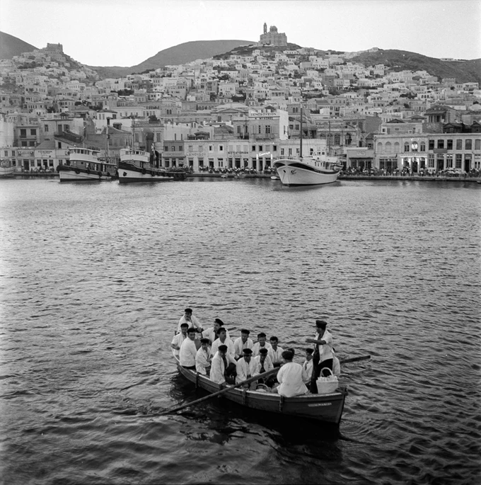 Robert McCabe ελληνικά νησιά