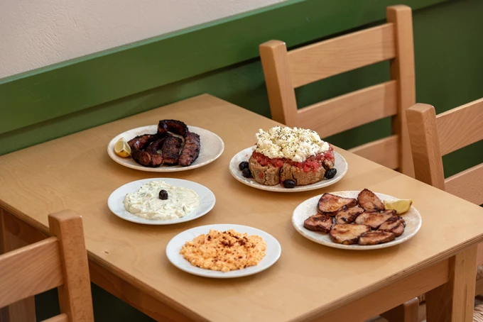 Καφενεία Αποκόρωνα