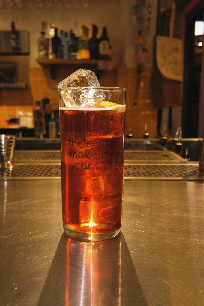 Το μπαρ El Mío Abnormal στον Βόλο 111