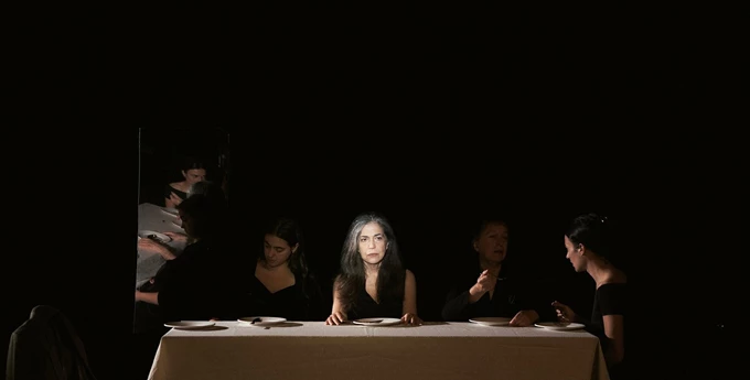 Taverna Miresia – Mario, Bella, Anastasia