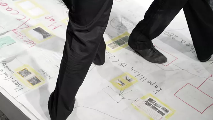 Σε ποιον ανήκει η γη