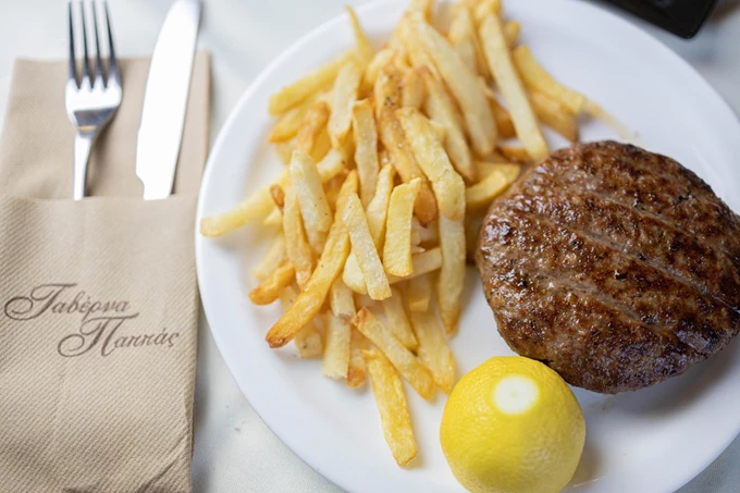 Η ταβέρνα Παππάς στους Θρακομακεδόνες 7