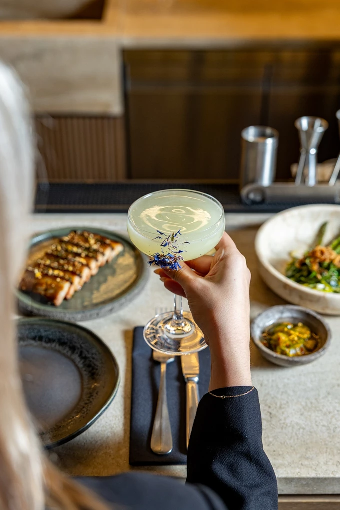 Το μπιστρό 'Yphes' στο κέντρο της Αθήνας 13