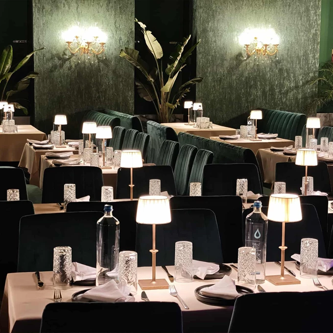 Οδός Λυσίου τραπέζι