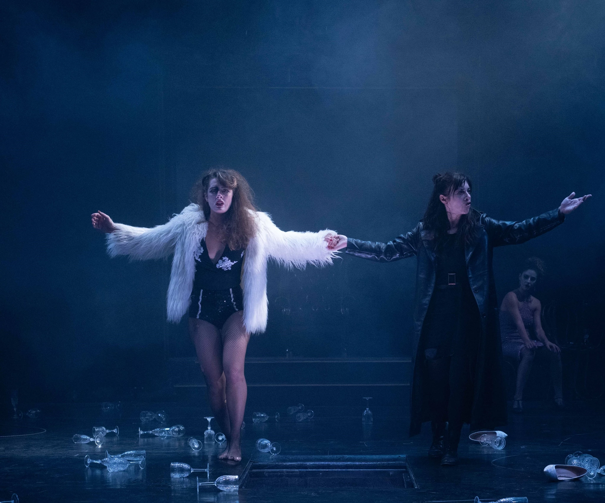 Ηλέκτρα εντός