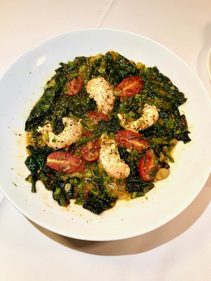 Οι καραβίδες με σπανάκι, στου Παπαϊωάννου