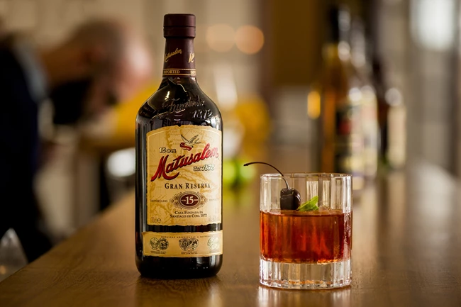 O Leonardo Zanini στο Athenee με το Matuzalem Rum 1