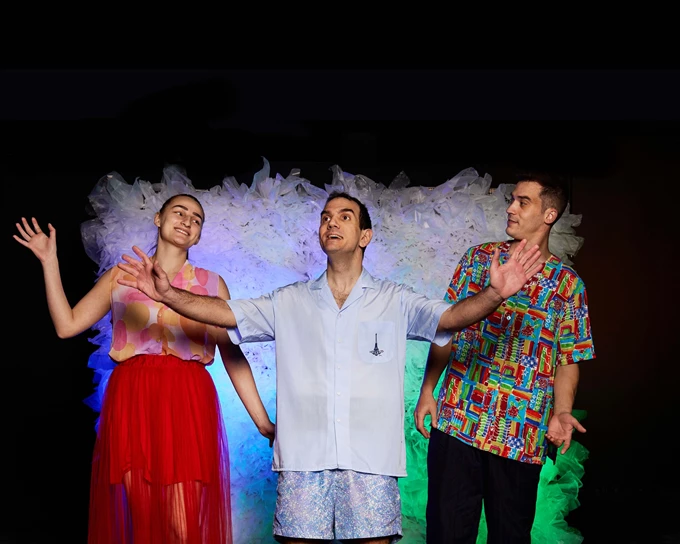 Ο Λούτσιο και το ταξίδι στον πλανήτη Κιαροσκούρο