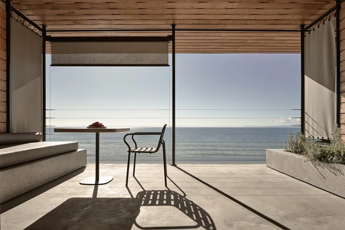 Το Dexamenes Seaside Hotel στην Κουρούτα 3