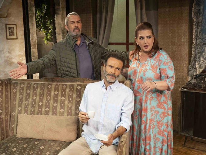 ΜΠΑΜΠΑΔΕΣ ΜΕ ΡΟΥΜΙ