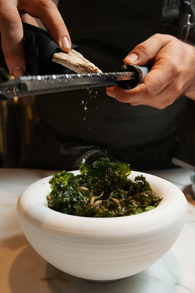 Το εστιατόριο Ydoron στην Ερμού 16