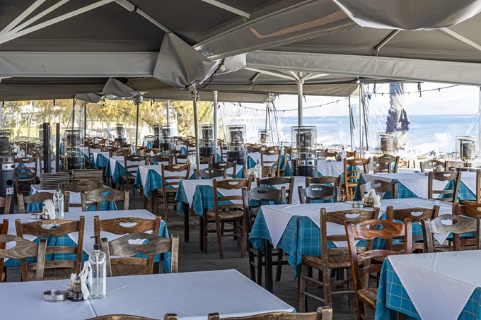 Αρχοντικόν/ Αρτέμιδα- Περιστέρι/ Εστιατόρια, ταβέρνες και ουζερί για ψάρι