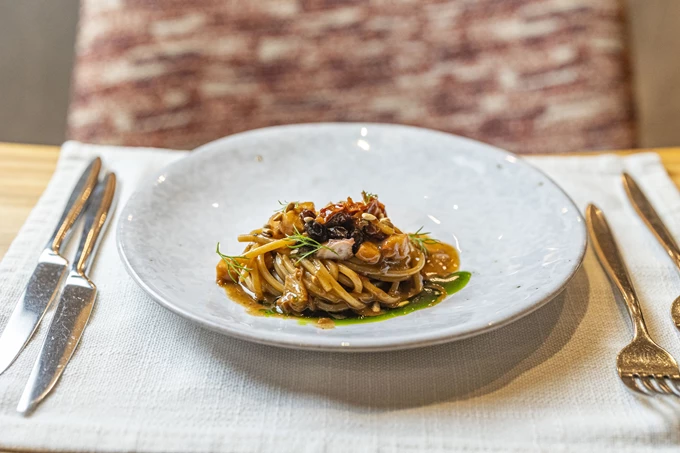 Το εστιατόριο Pomo d’ Oro στο Ark και το Symposio at Ark 9