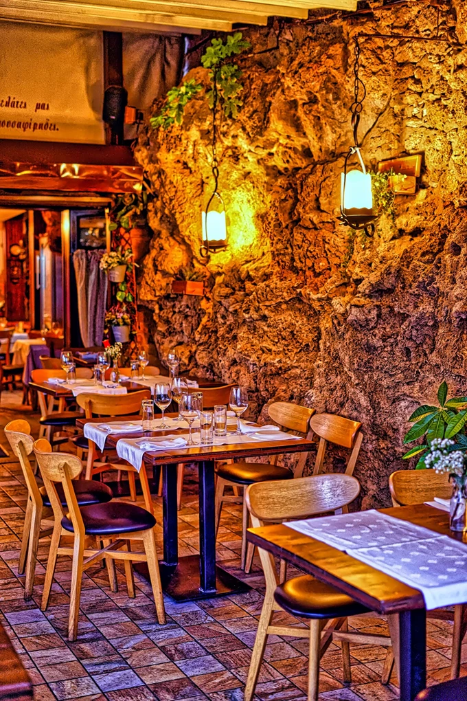 Ένα από τα κορυφαία κρεατάδικα της χώρας σερβίρει για ένα βράδυ στο Κουκάκι 2