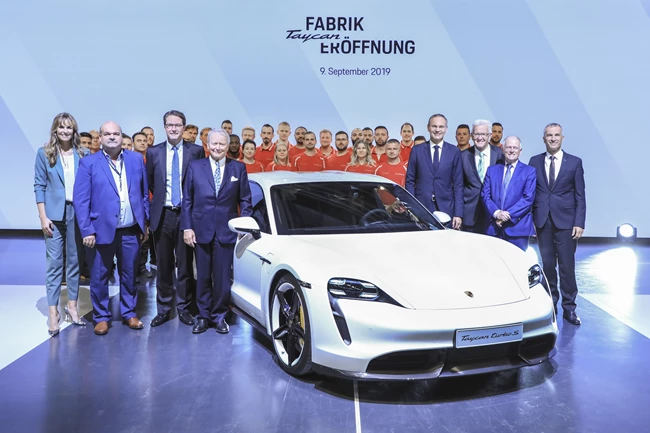 η Porsche γιορτάζει 75 συναρπαστικά χρόνια sport αυτοκινήτων