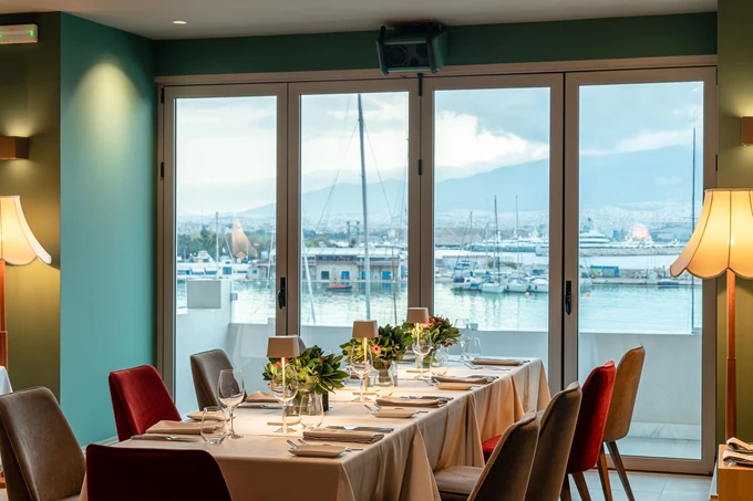 Valouko seaside,Μικρολίμανο, εστιατόρια , ταβέρνες και ουζερί για ψάρι