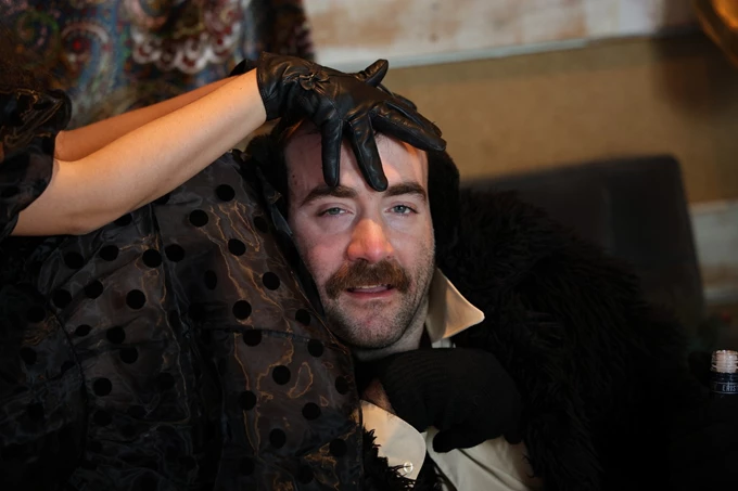 Άλλα για τον Γλάρο δε γνωρίζω