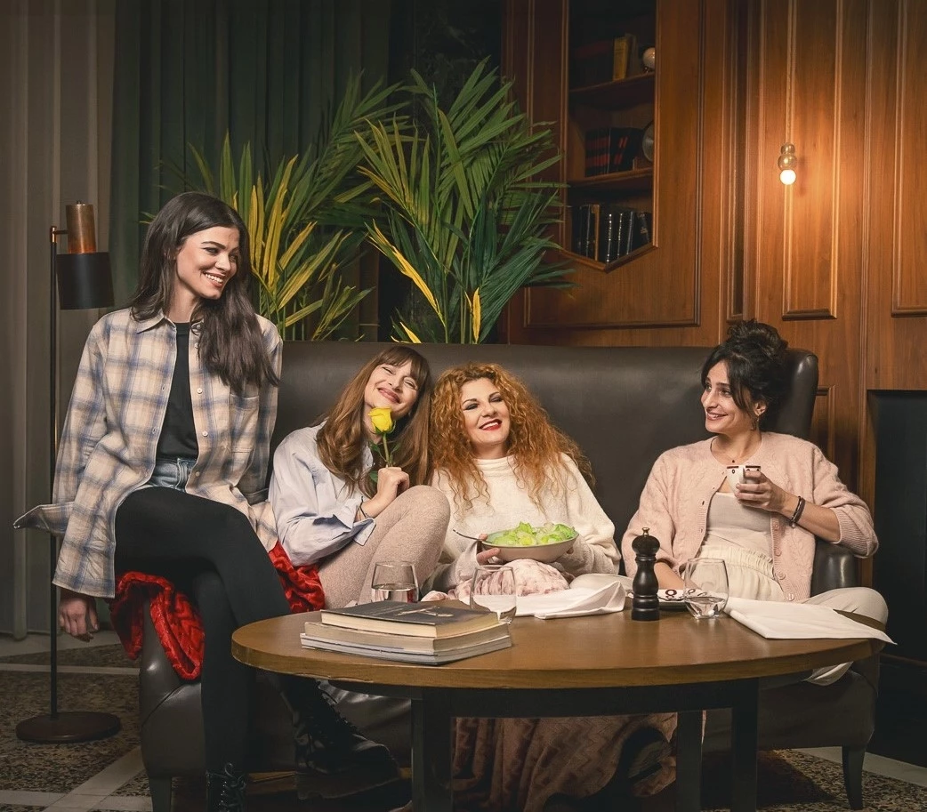 Με δύναμη από την Κηφισιά