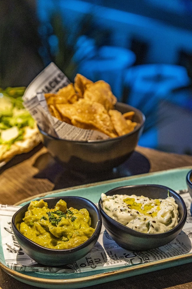 Το μπαρ Φούσκα στο Παγκράτι 16