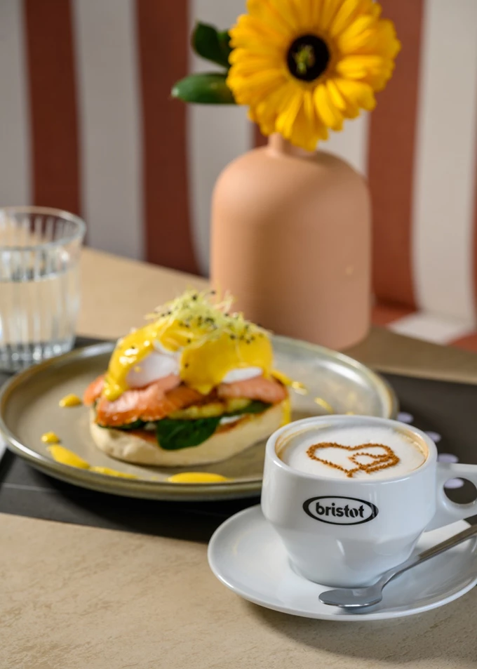 Για πολύ καλό καφέ, θα πας στον Κορυδαλλό_Loup Garou 1