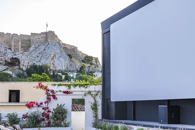 Πριν και μετά το Cine Paris: Μπαρ και εστιατόρια στην Πλάκα - εικόνα 1