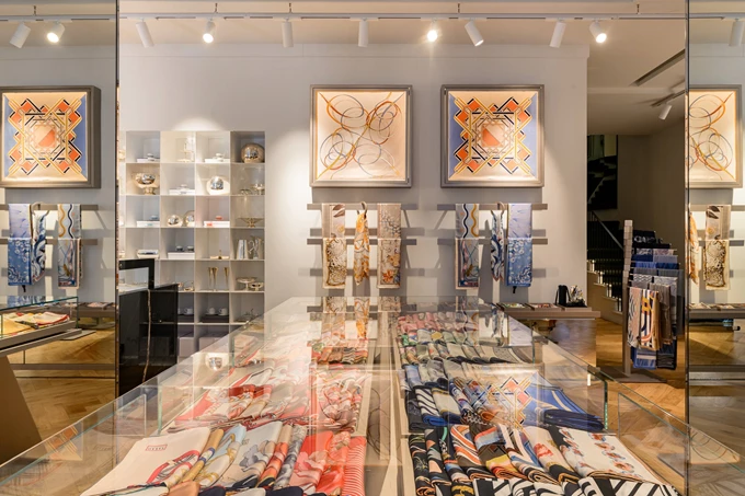 Νέα μαγαζιά για shopping στην Αθήνα_Vakko Κολωνάκι 3