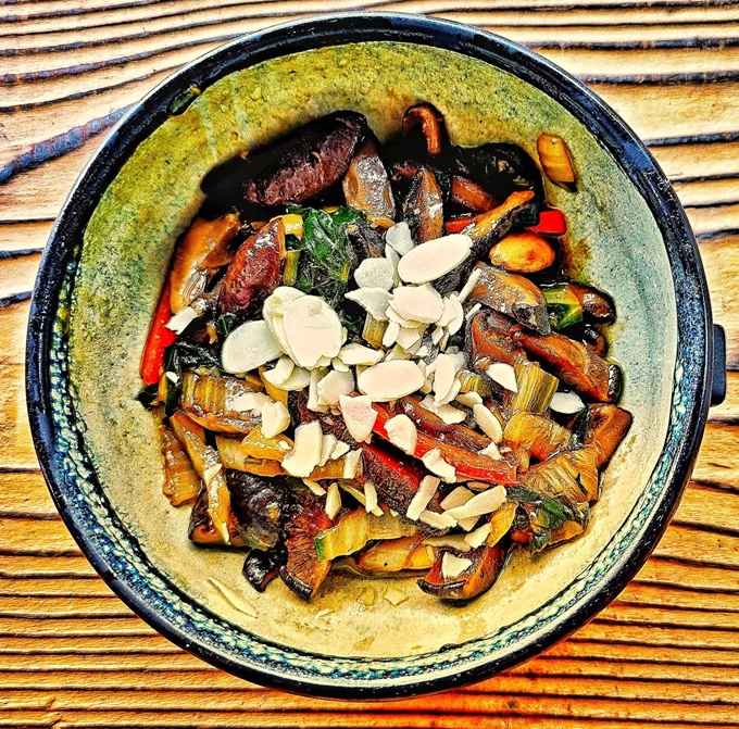 Κανέλα & Γαρύφαλλο