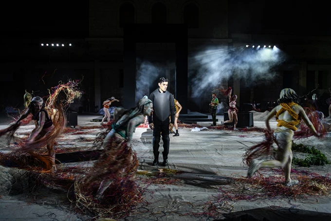 Βάκχες (Θάνος Παπακωνσταντίνου)